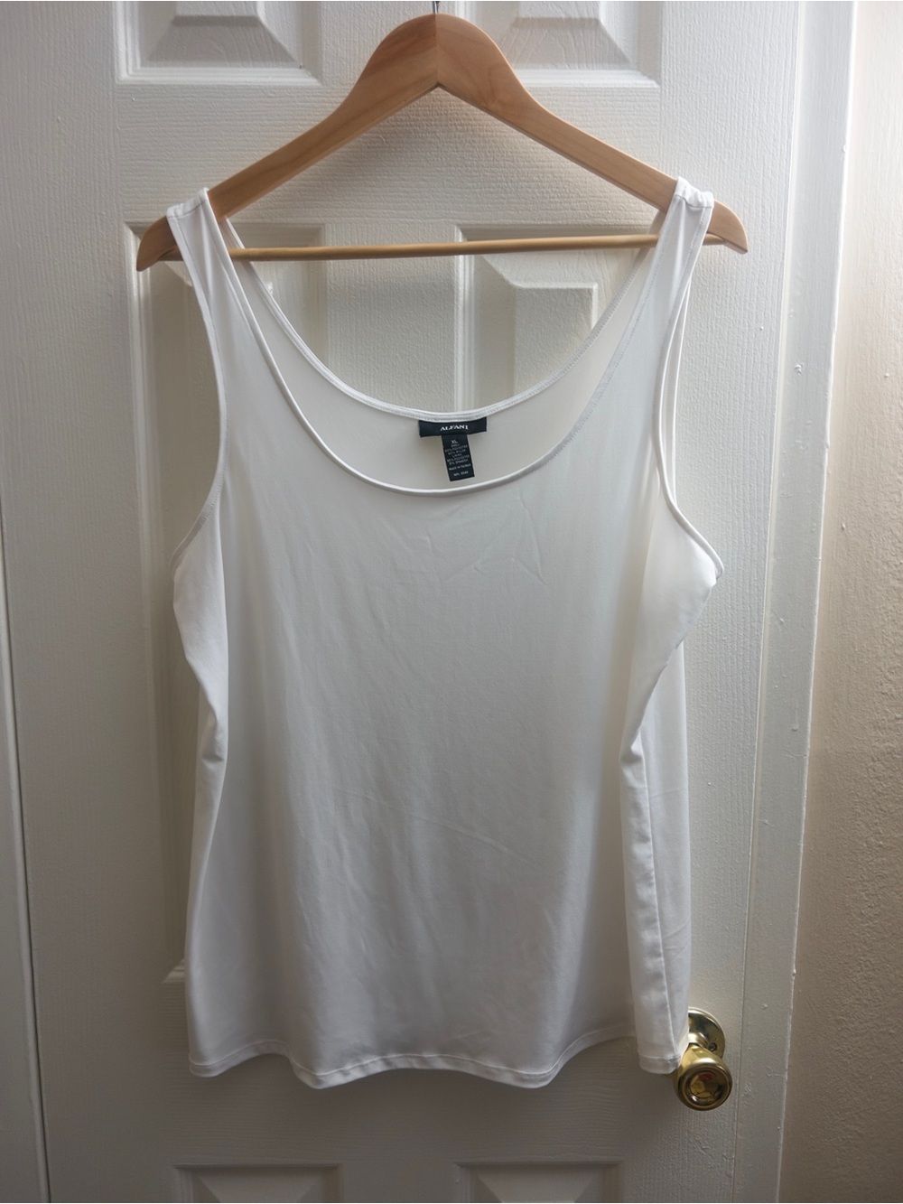 Alfani White Double-Layer Scoop Tank Top